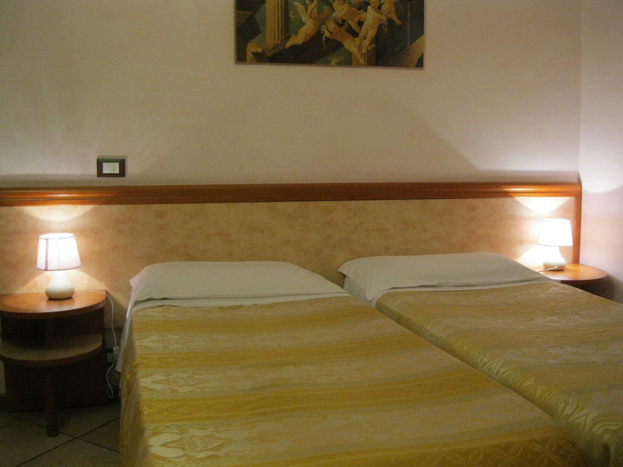 Hotel Venezia Montecatini Terme Exterior photo
